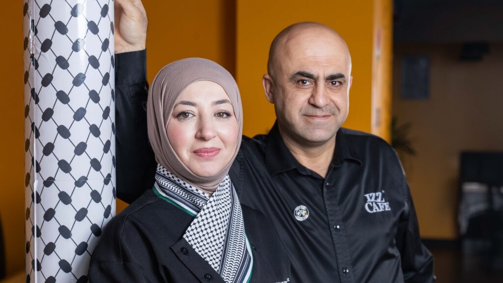 Izz Café: "Die Definition der Familie ist in unserer Kultur viel breiter."