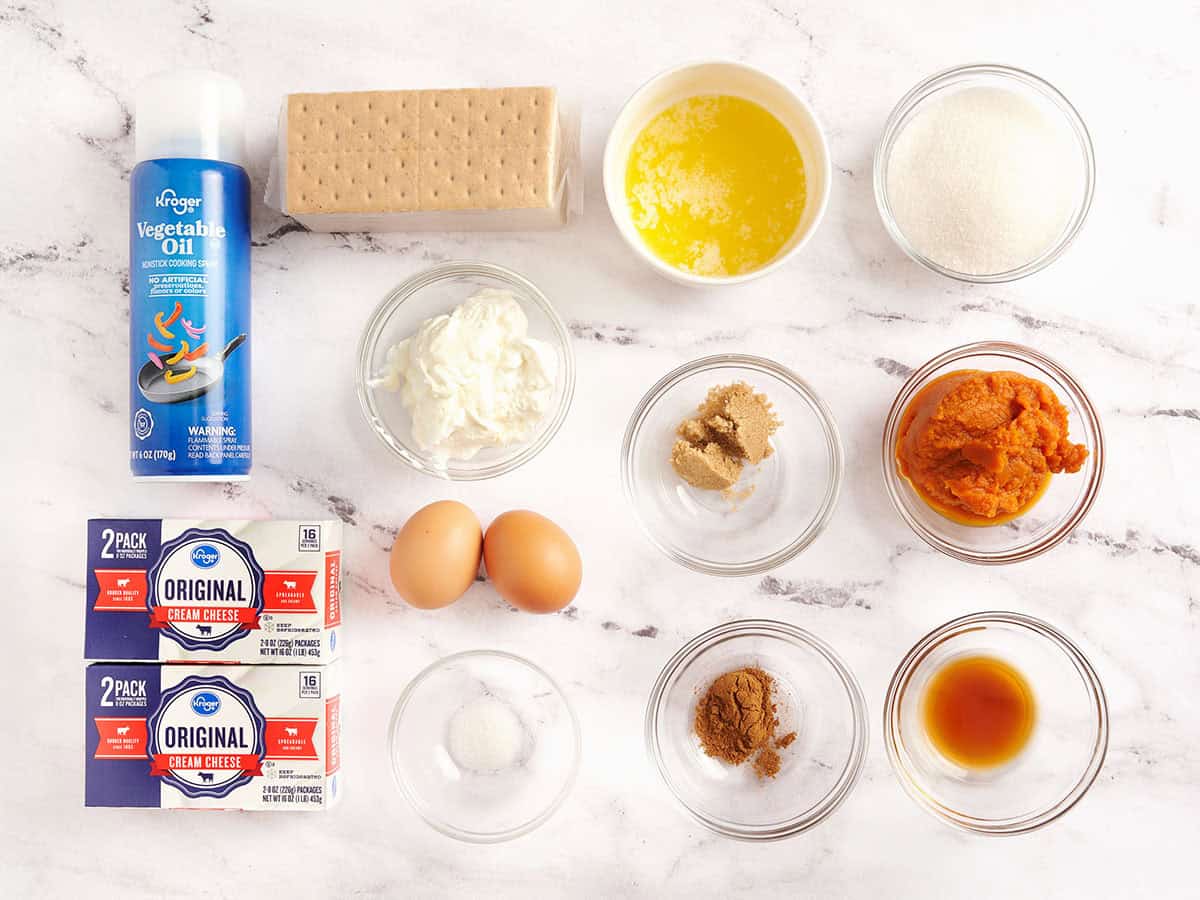 Die Zutaten für Kürbis-Käsekuchen.