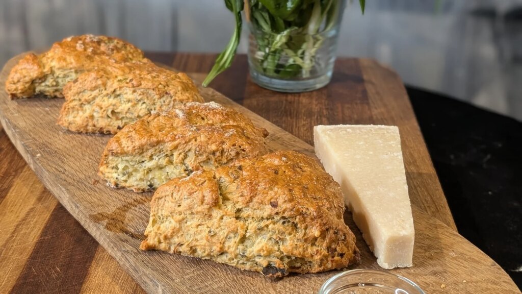 Margaret Leahys Dillisk Scones & Bärlauchpesto