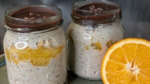 Lilly Higgins‘ Schokoladen-Orangen-Overnight-Oats