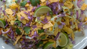 Eunice Powers mexikanischer Hühnersalat mit Clonakilty-Avocado-Joghurt-Dressing