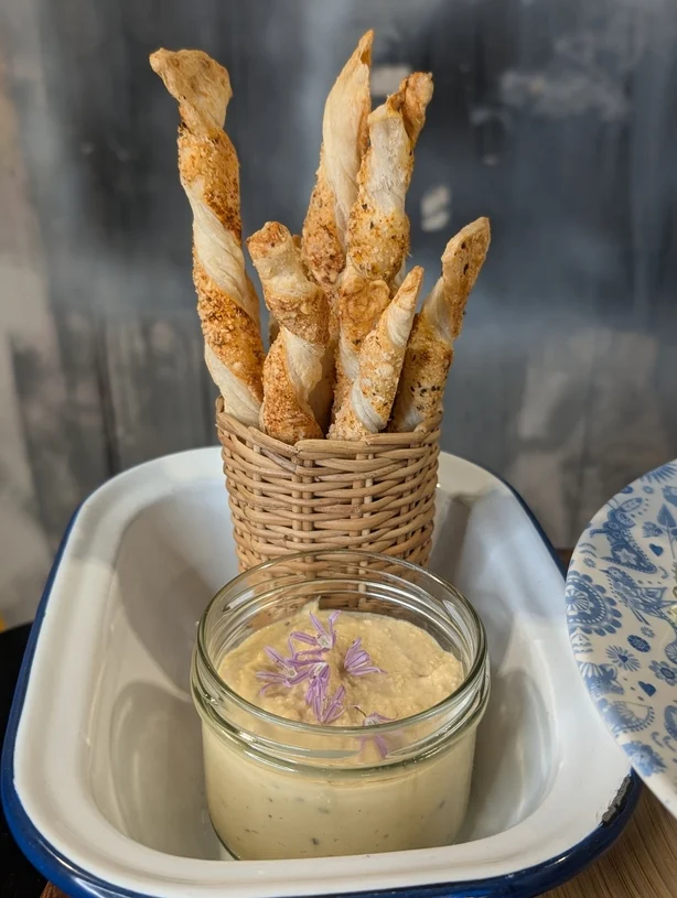 Hummus