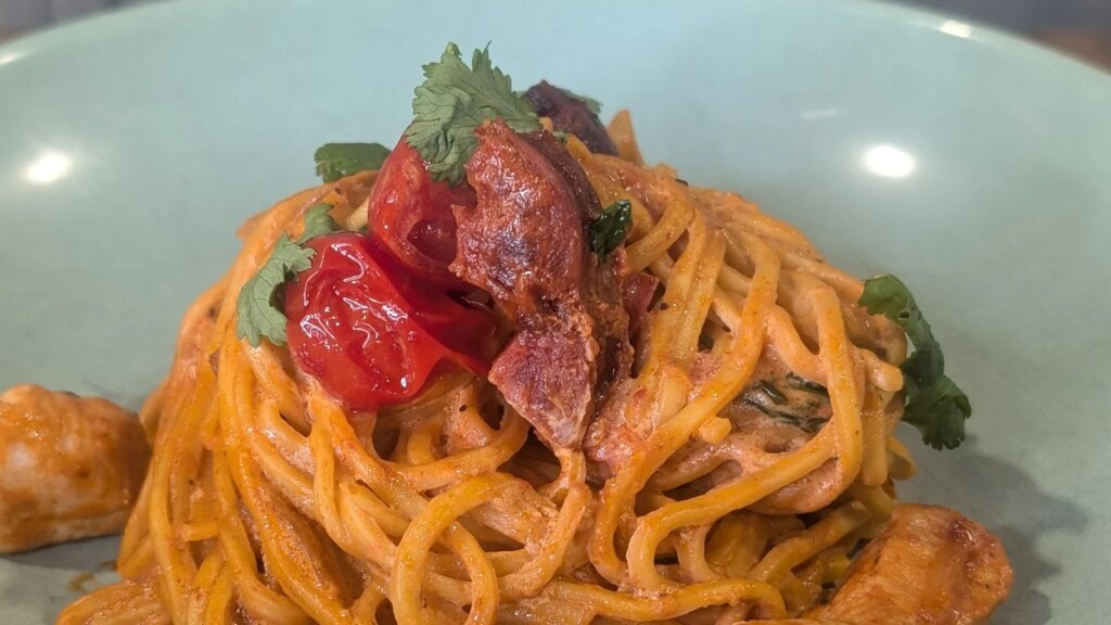 Kevin Dundons 15-minütige Hühnchen-Chorizo-Pasta: Heute
