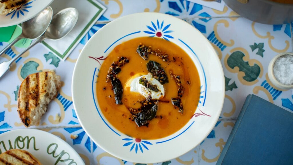 Donal's Italian Kitchen: Kürbis-Chili-Suppe mit Mascarpone