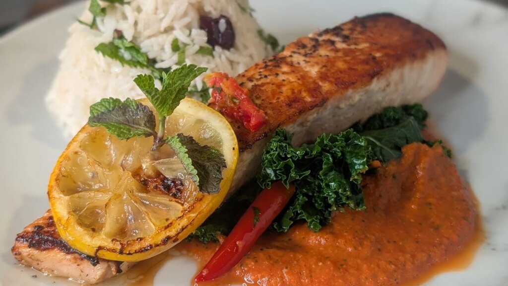 Trishas gebratener Lachs mit roter Pfeffersauce: Heute