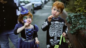 So gehen Sie mit Halloween um, wenn Ihre Kinder Ernährungsprobleme haben